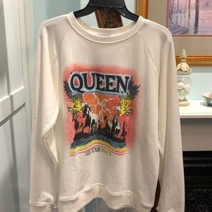Daydreamer Queen Oversized Sweatshirt - NWT